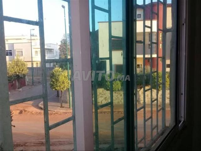 Super Appartement en 1er Etage acoté Combata