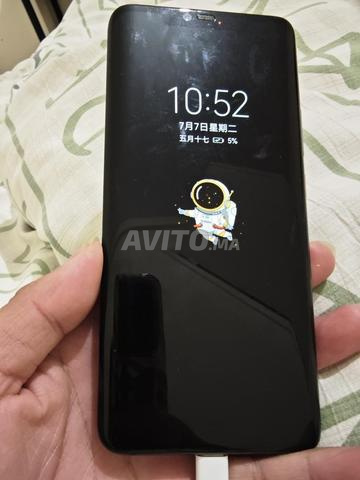 Je veux vendre ces quatre téléphones en une seule fois. - 2