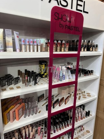 Liquidation stock parfumerie - vente en lot