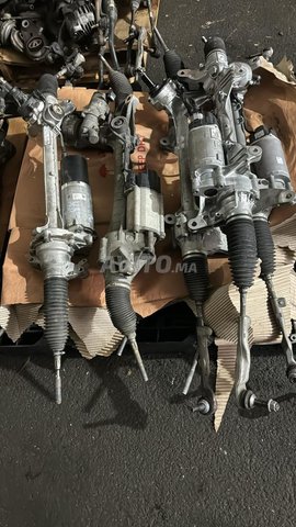 جريدة مسننة لسيارات بي ام دبليو ومرسيدس