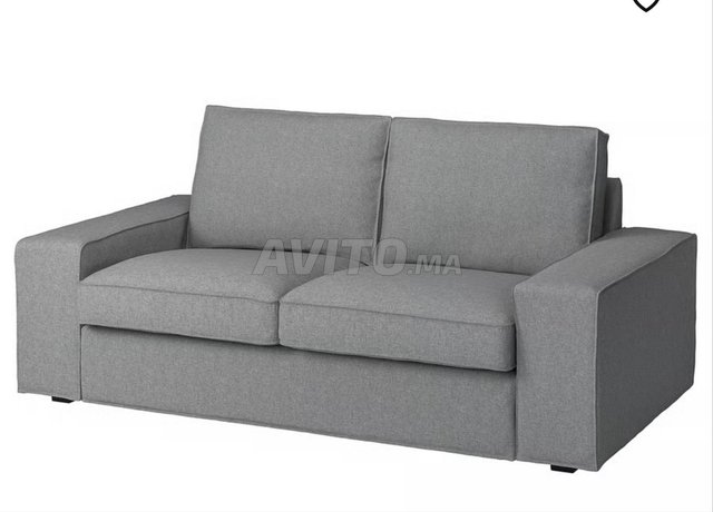 اثنان من أقمشة أريكة ايكيا