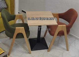 بيع كراسي وطاولات للمقاهي والمطاعم بالجملة
