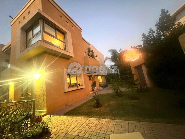 DAR-DA-1040 - Villa à vendre à Errahma