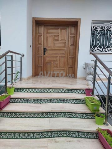Belle villa meublée à vendre à Harhoura
