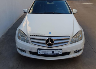 Mercedes-Benz 200 Diesel Manuel 2011 à Mohammedia