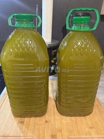 Huile d'olive nouvelle et naturelle d'excellente qualité. - 2