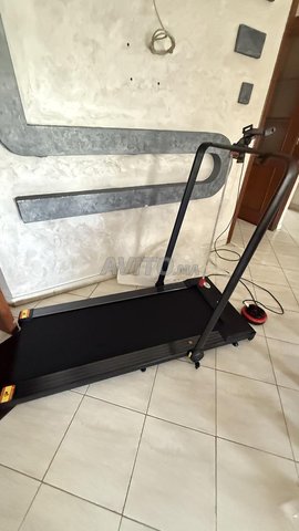 سير كهربائي نحيف