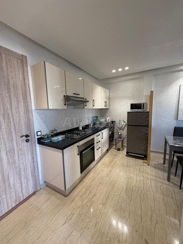 Studio meublé à louer Roches Noires.