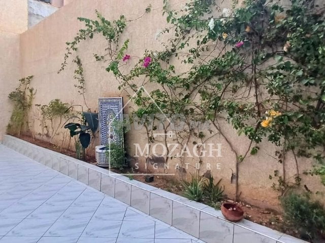 Spacieux appartement en Rez-de-chaussée à Targa