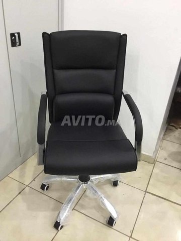 كرسي مكتب عالي الجودة بتصميم مريح