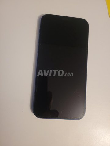 ايفون 12 نظيف جدا