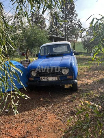 Renault R4 Essence Manuelle 1992 à Bouznika