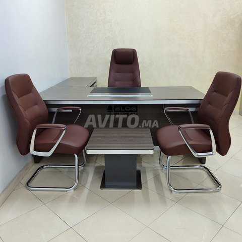 مكتب 2.20 متر مع وحدة إرجاع ودرج استيراد