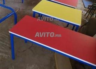 Mobilier scolaire disponible en stock