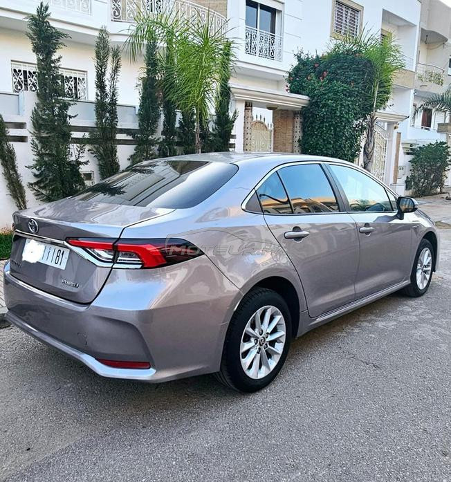 toyota corola hybride tres bon etat
