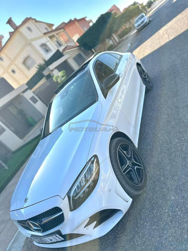 MERCEDES BENZ AMG 220D