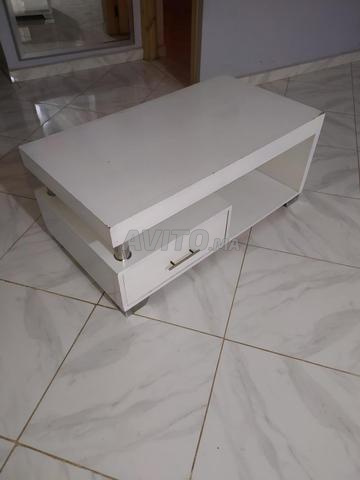 طاولة قاعدة