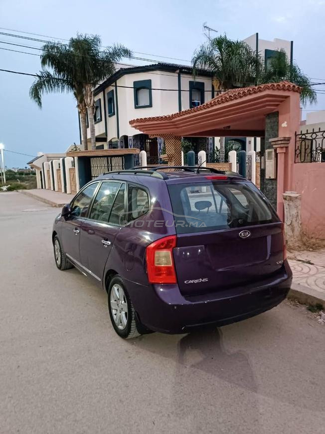 KiaCarens