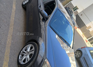 Mercedes-Benz 220 Diesel Manuelle 2010 à Temara