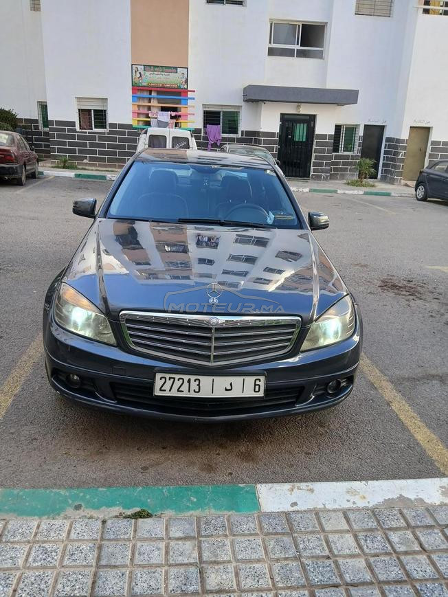 Mercedes-Benz 220 Diesel Manuelle 2010 à Temara
