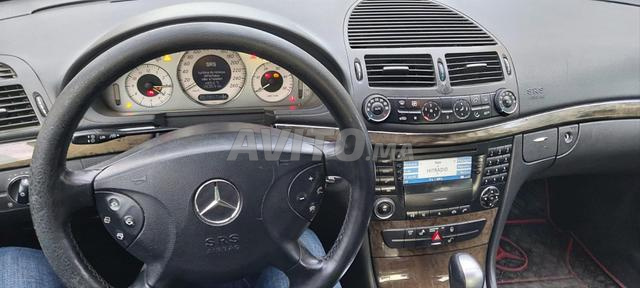 Mercedes-Benz Classe E270 Diesel Automatique 2002 - 2