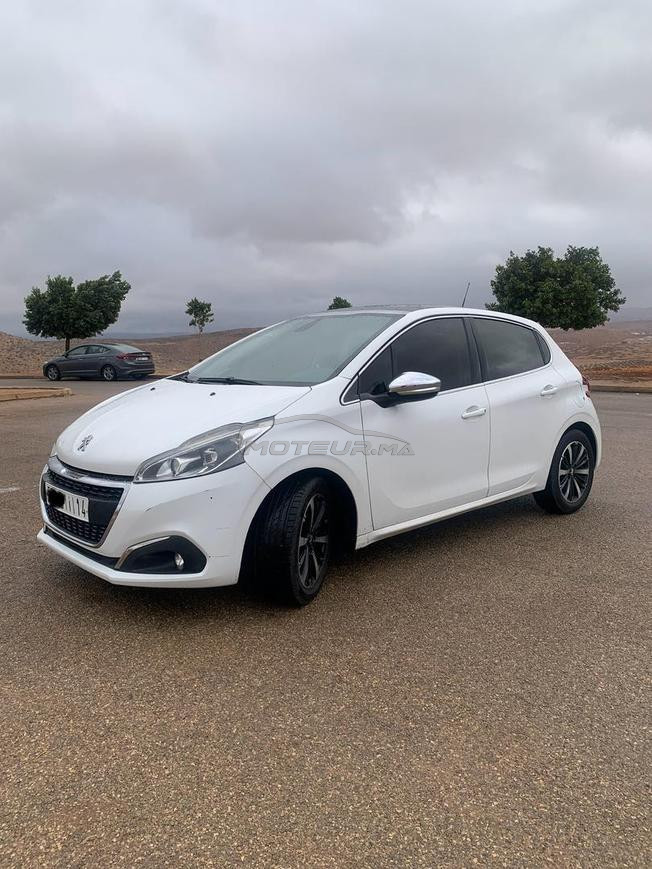 Peugeot 208 tech esition