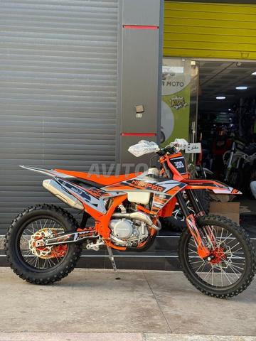 Moto Cross 300CC Puissante 6 Vitesses