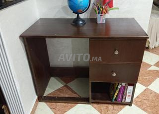 مكاتب للبيع