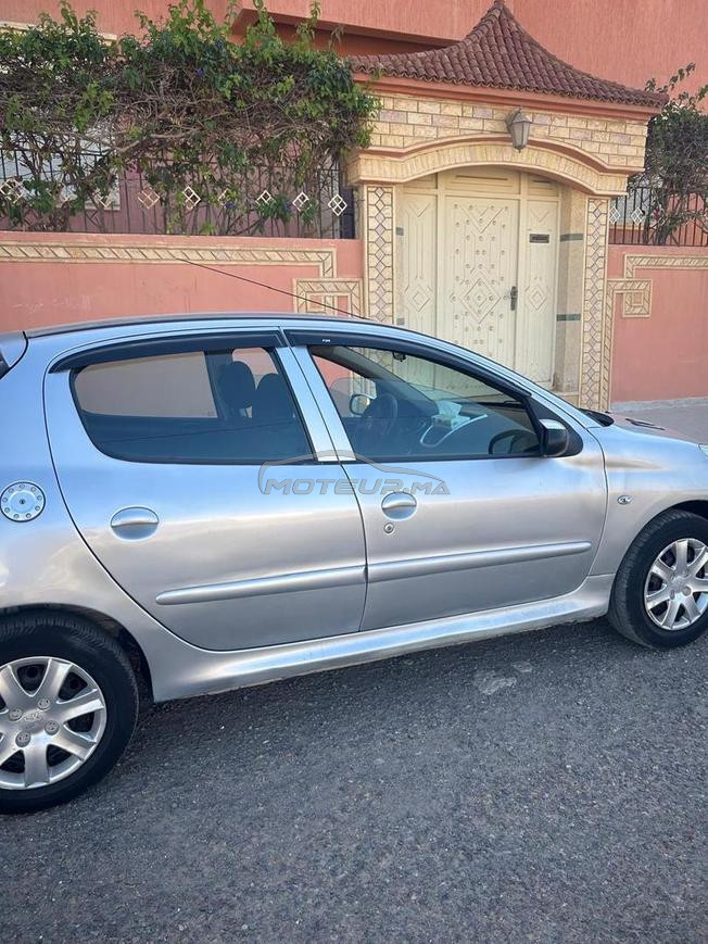 Peugeot 206 Essence Manuelle 2011 à Agadir