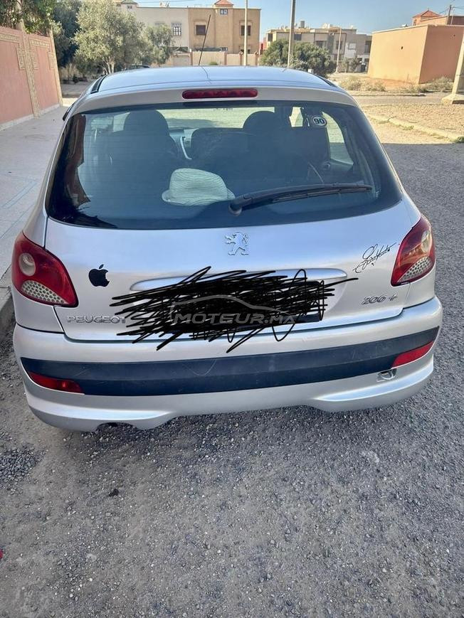Peugeot 206 Essence Manuelle 2011 à Agadir