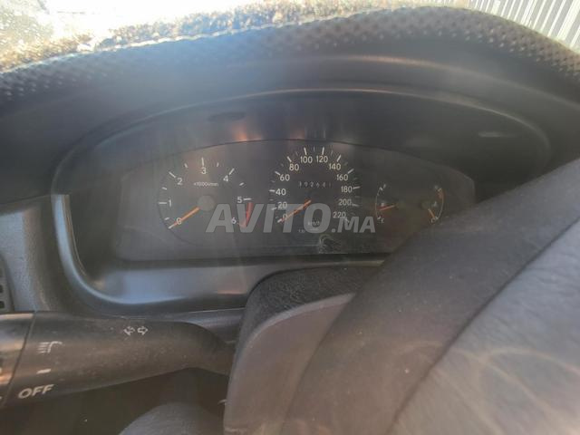 تويوتا كورونا ديزل يدوية 1996 في الدار البيضاء - 2