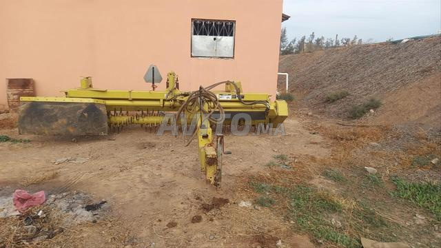 Rock Rade 1500 Degelmann Made in Canada