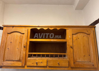 خزانة مطبخ خشبية معلقة للبيع