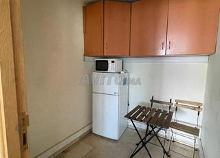 مكتب للإيجار - بوليفارد الزرقطوني 240 م2