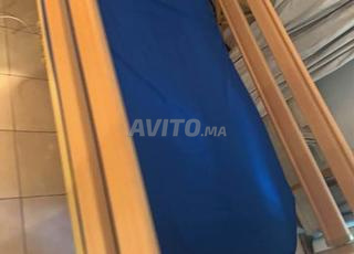 سرير طبي كهربائي