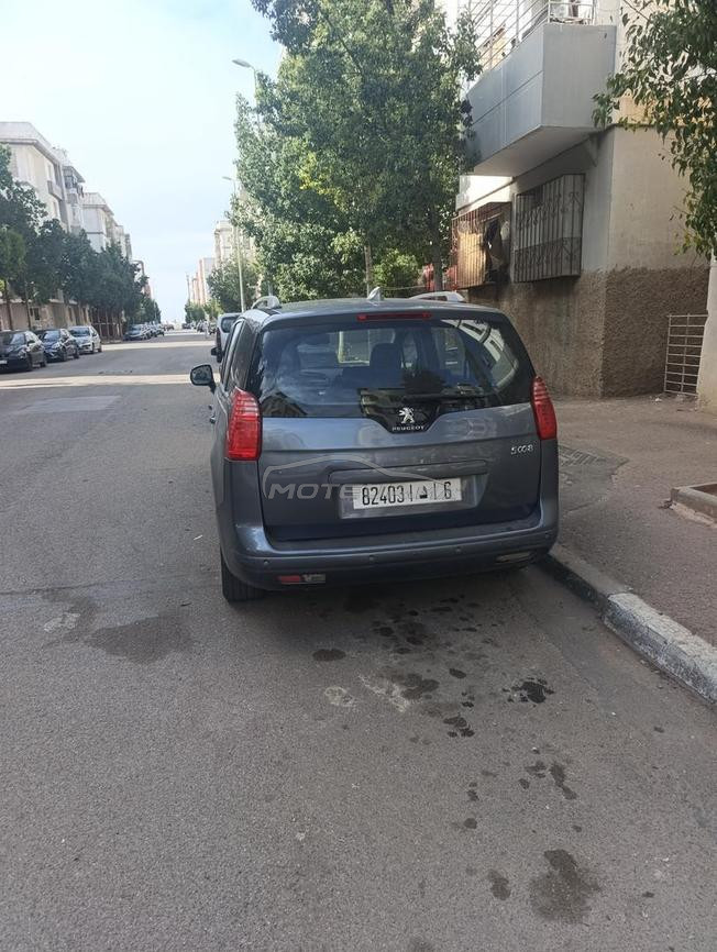 Peugeot 5008 modèle 2012