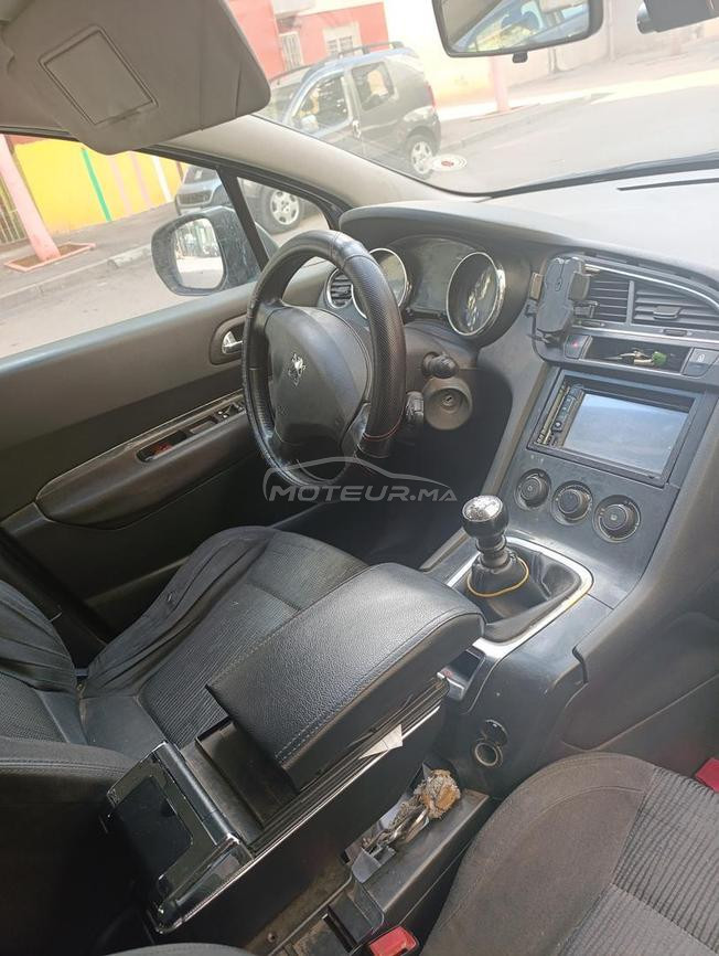 Peugeot 5008 modèle 2012