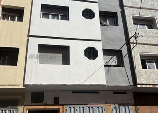 maison 4 etages avec terrasse Stah7