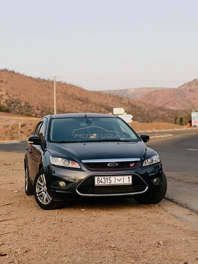 ford focus GHia  Mk2 model 2008