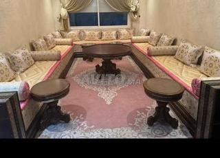 صالون في حالة جيدة جدا