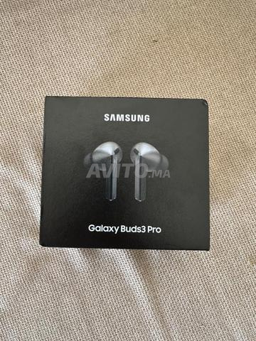 Samsung Galaxy Buds3 Pro Silver - جديد - الرباط/سلا