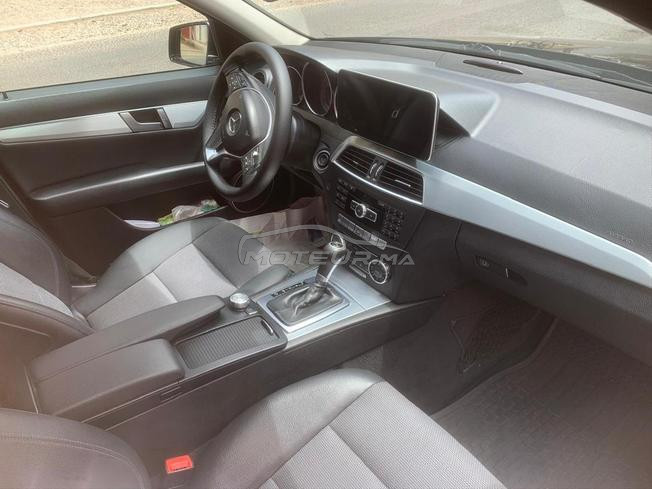 Mercedes-Benz 220 Diesel Automatique 2012 à Agadir
