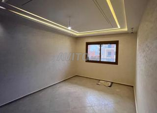 موثق مع دعم