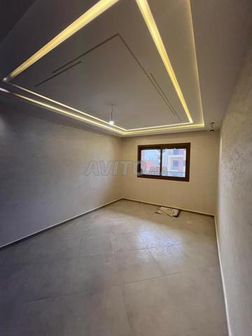 موثق مع دعم