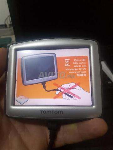 GPS POUR VOITURE TOMTOM - 2