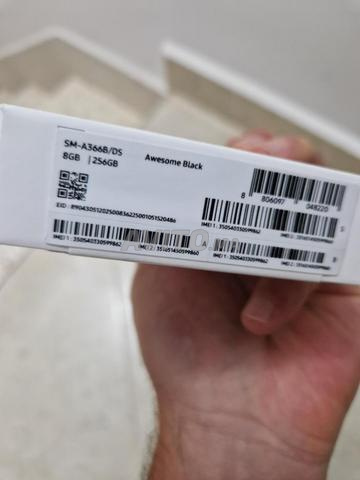 Samsung A 36 5G 256 go 8 ram