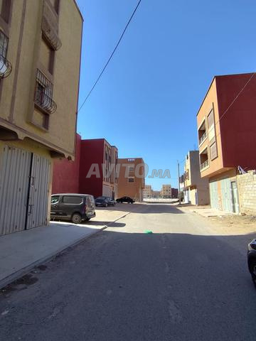 أرض مسجلة للبيع – 210 م² – 3 واجهات - 2