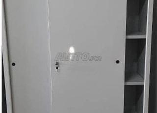 Armoire porte coulissante - offre spéciale