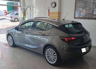 Opel Astra Automatique toit ouvrant
