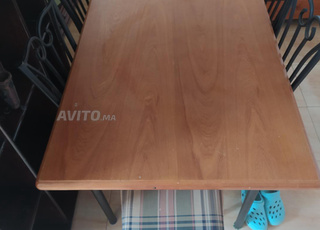 Table à manger avec 6 chaises